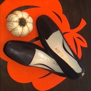Anne Klein navy blue shoes